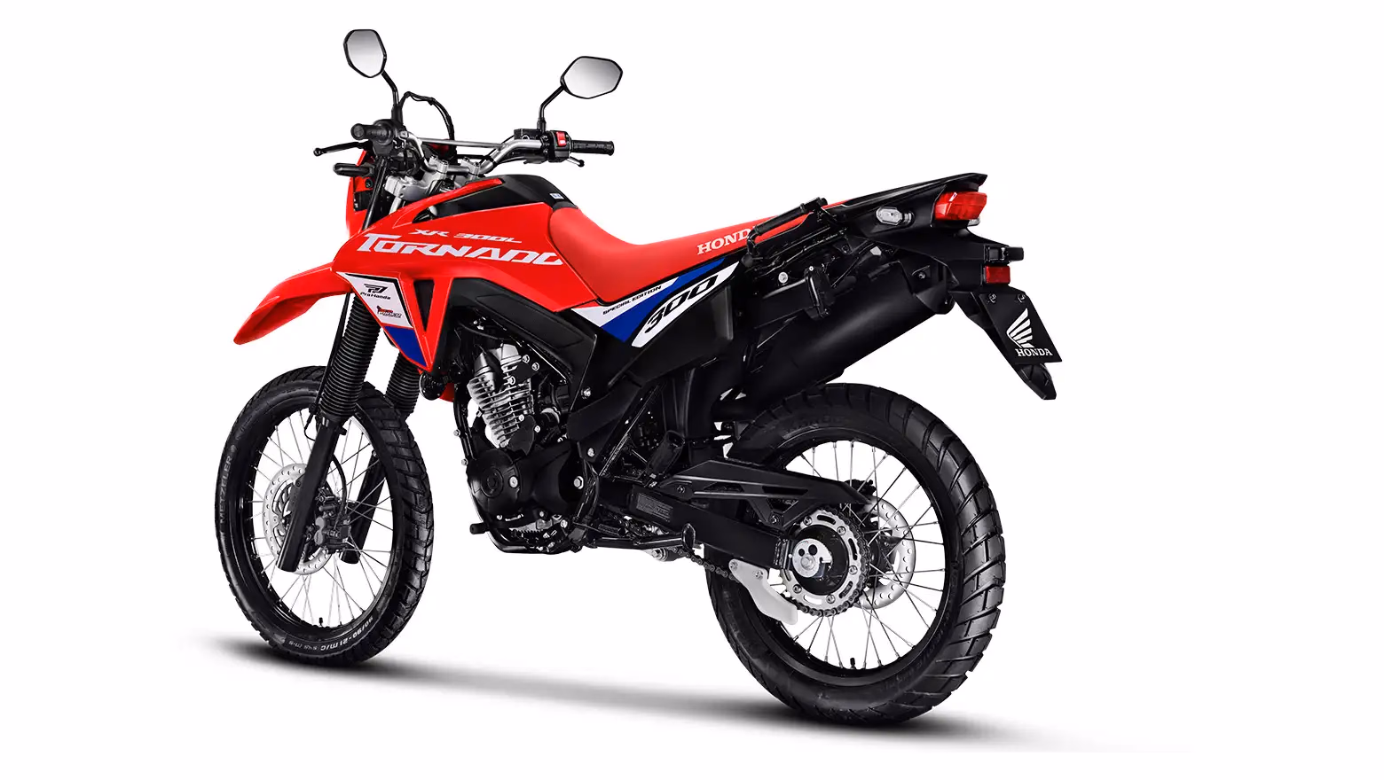 Moto XR 300L Tornado Special Edition Galeria Visão Lateral Diagonal Traseira Completa - 5 de 10